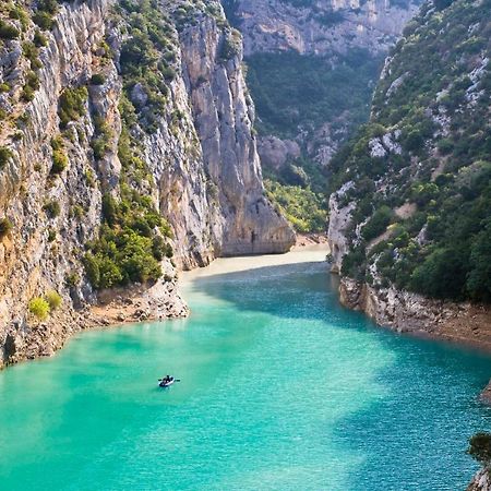 Studio Confortable Au Centre De Manosque Ngoại thất bức ảnh